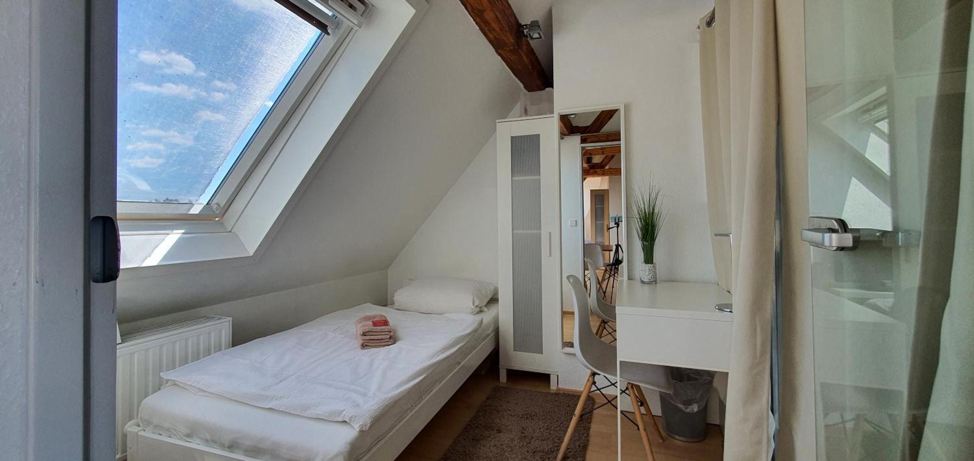 Colodging Mannheim - Private Rooms & Kitchen エクステリア 写真